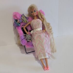1966 Barbie With Impressive Wardrobe And Accessories